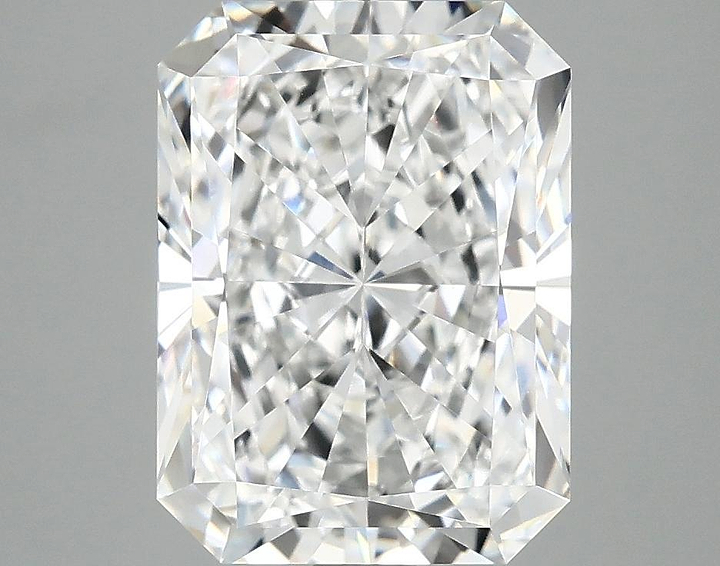 4.0 Carat Radiant Shaped Excellent Cut VVS2 IGI Certified Lab Grown Diamond