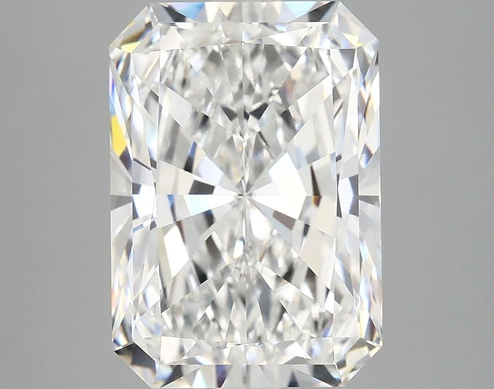 4.98 Carat Radiant Shaped Ideal Cut VVS2 IGI Certified Lab Grown Diamond