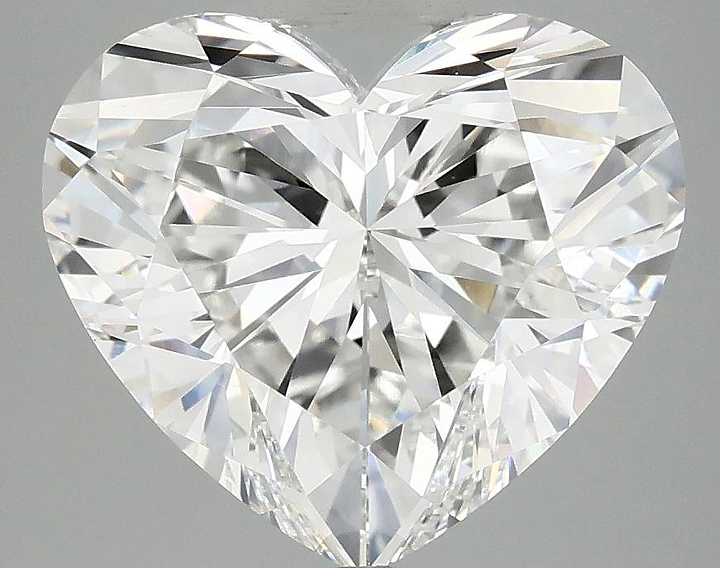 4.64 Carat Heart Shaped Ideal Cut VS1 IGI Certified Lab Grown Diamond