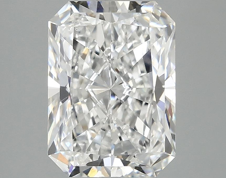 3.1 Carat Radiant Shaped Excellent Cut VS1 IGI Certified Lab Grown Diamond