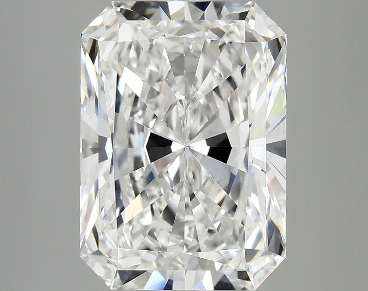 4.99 Carat Radiant Shaped Ideal Cut VVS2 IGI Certified Lab Grown Diamond