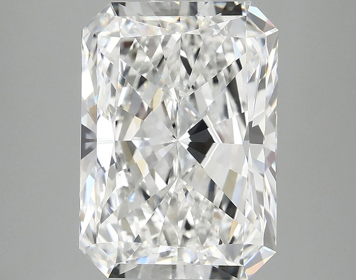 4.98 Carat Radiant Shaped Ideal Cut VVS2 IGI Certified Lab Grown Diamond