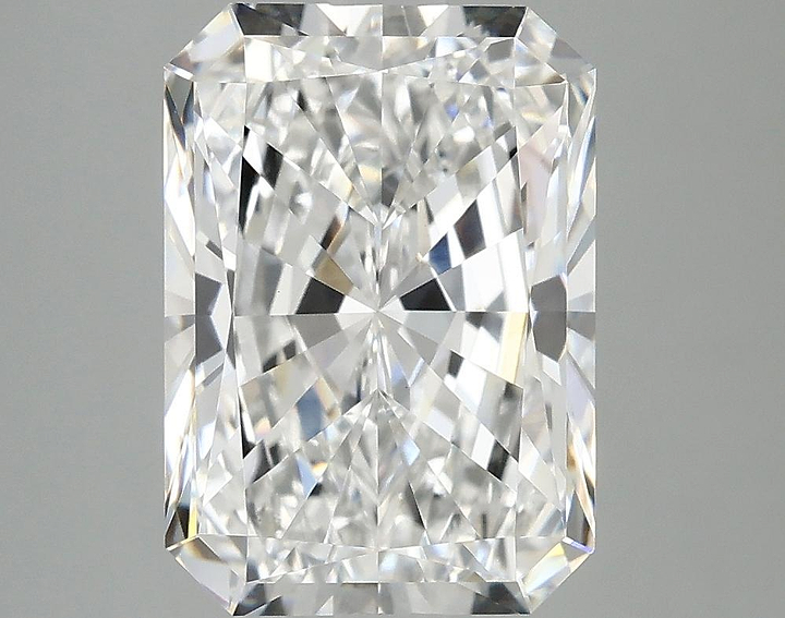 4.03 Carat Radiant Shaped Ideal Cut VVS2 IGI Certified Lab Grown Diamond