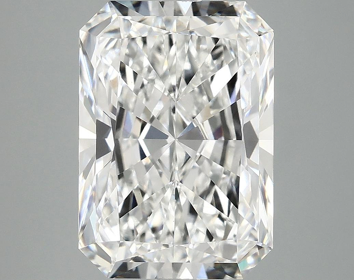 4.88 Carat Radiant Shaped Ideal Cut VS1 IGI Certified Lab Grown Diamond