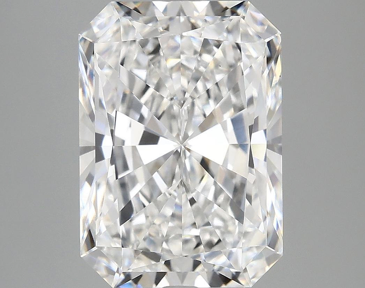 4.98 Carat Radiant Shaped Ideal Cut VVS2 IGI Certified Lab Grown Diamond