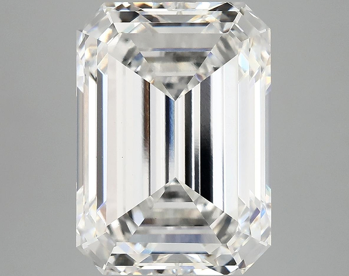 7.61 Carat Emerald Shaped Ideal Cut VS1 IGI Certified Lab Grown Diamond