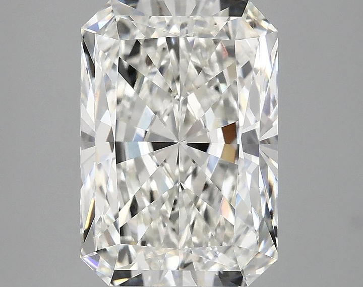 3.82 Carat Radiant Shaped Ideal Cut VVS2 IGI Certified Lab Grown Diamond