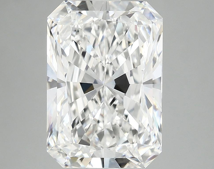 4.03 Carat Radiant Shaped Ideal Cut VVS2 IGI Certified Lab Grown Diamond