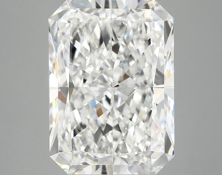 4.98 Carat Radiant Shaped Excellent Cut VVS2 IGI Certified Lab Grown Diamond