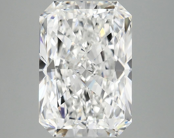 4.93 Carat Radiant Shaped Ideal Cut VVS2 IGI Certified Lab Grown Diamond