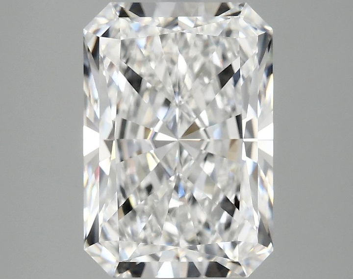 4.19 Carat Radiant Shaped Ideal Cut VVS2 IGI Certified Lab Grown Diamond