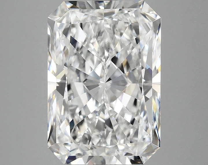 5.1 Carat Radiant Shaped Ideal Cut VS1 IGI Certified Lab Grown Diamond