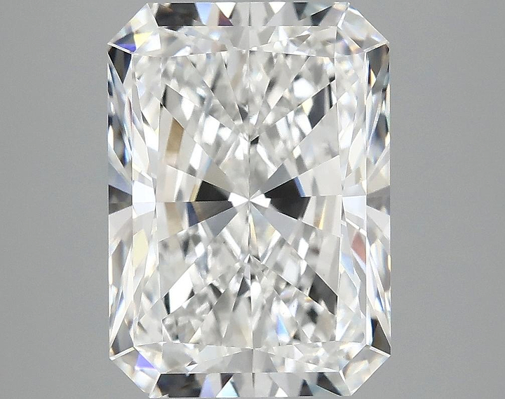 4.99 Carat Radiant Shaped Ideal Cut VS1 IGI Certified Lab Grown Diamond