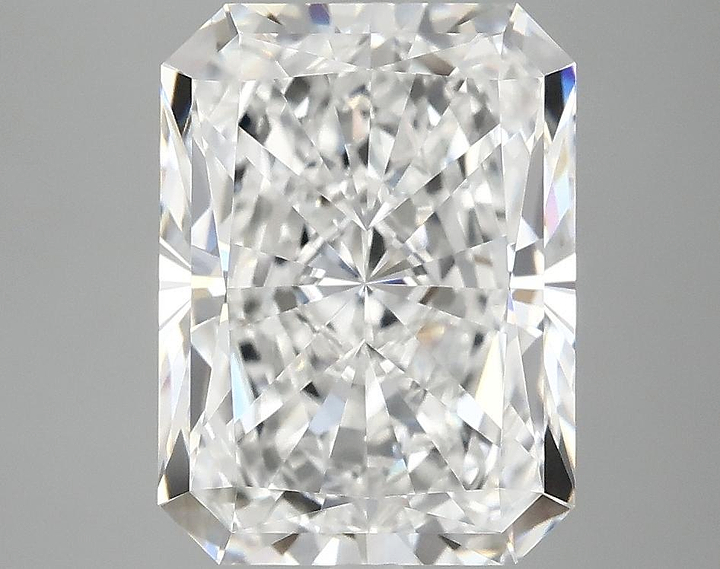 4.17 Carat Radiant Shaped Excellent Cut VVS2 IGI Certified Lab Grown Diamond
