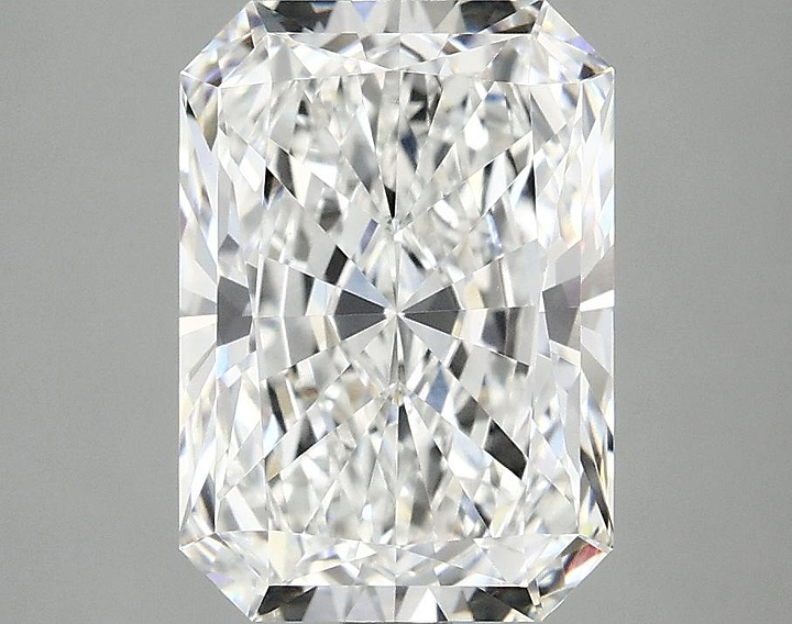 3.08 Carat Radiant Shaped Ideal Cut VVS2 IGI Certified Lab Grown Diamond