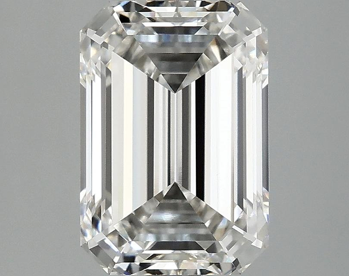 2.57 Carat Emerald Shaped Ideal Cut VVS2 IGI Certified Lab Grown Diamond