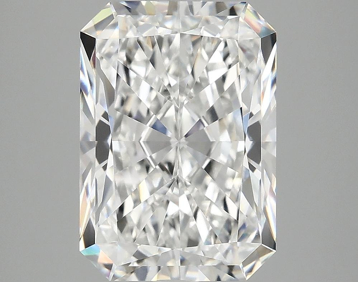 4.18 Carat Radiant Shaped Ideal Cut VVS2 IGI Certified Lab Grown Diamond