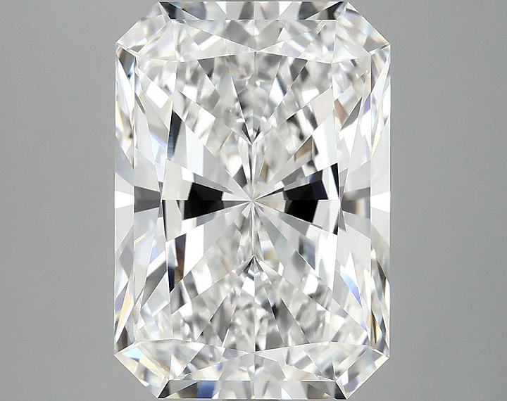4.99 Carat Radiant Shaped Ideal Cut VVS2 IGI Certified Lab Grown Diamond
