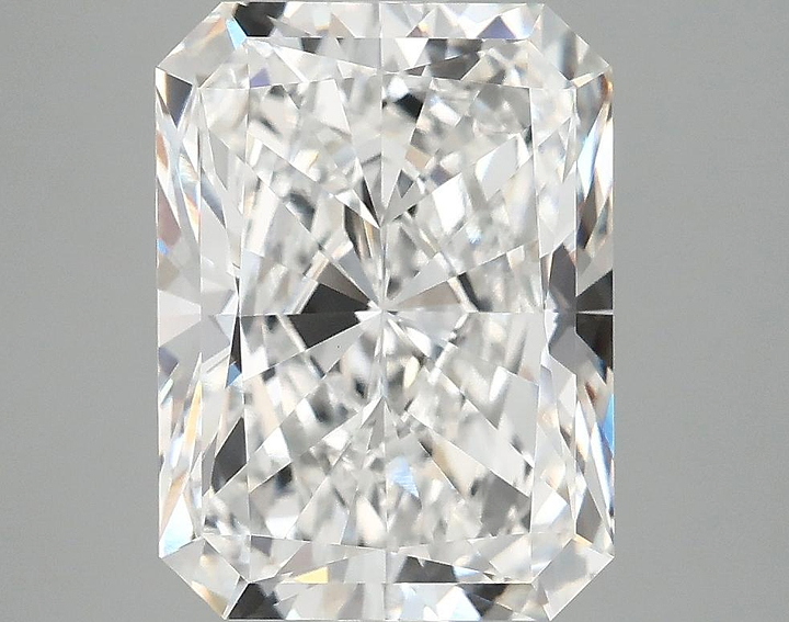 5.02 Carat Radiant Shaped Excellent Cut VVS2 IGI Certified Lab Grown Diamond