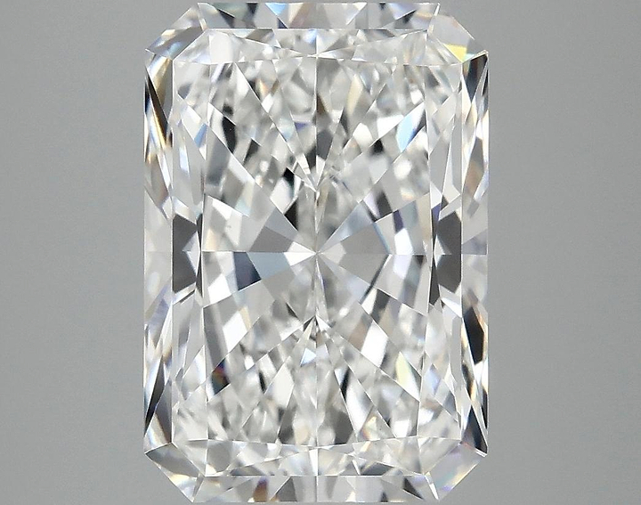 4.73 Carat Radiant Shaped Ideal Cut VS1 IGI Certified Lab Grown Diamond