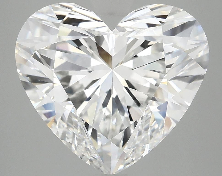 6.17 Carat Heart Shaped Ideal Cut VVS2 IGI Certified Lab Grown Diamond