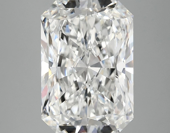 4.71 Carat Radiant Shaped Ideal Cut VS1 IGI Certified Lab Grown Diamond