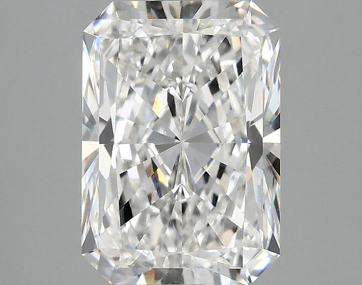 2.9 Carat Radiant Shaped Ideal Cut VS1 IGI Certified Lab Grown Diamond