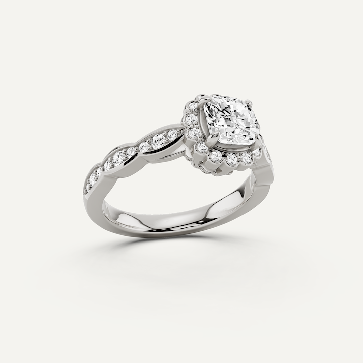 _roll_image@SKU:R7538-LADC0100000PL #metal_platinum+origin_lab-grown+quality_g-si