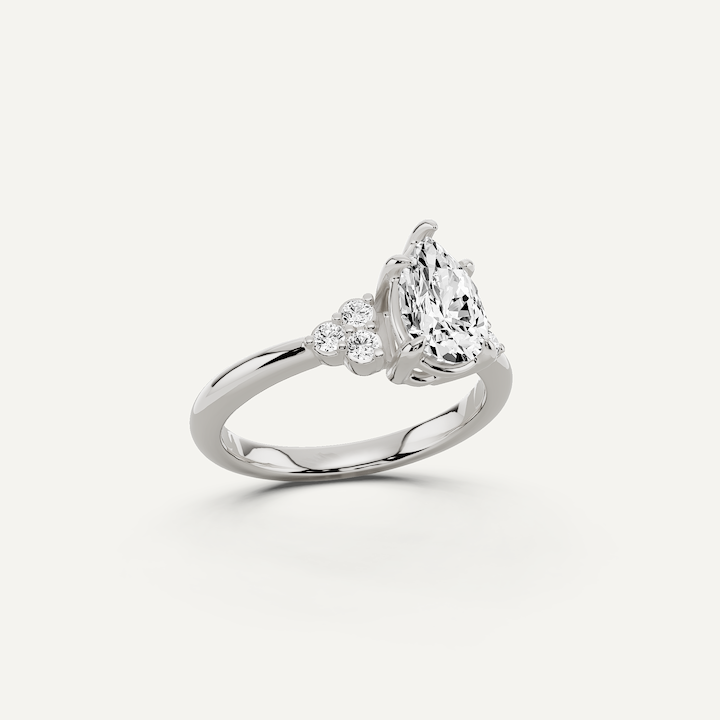 _roll_image@SKU:R0331-LADD01000004W #metal_10k-white-gold+origin_lab-grown+quality_g-si