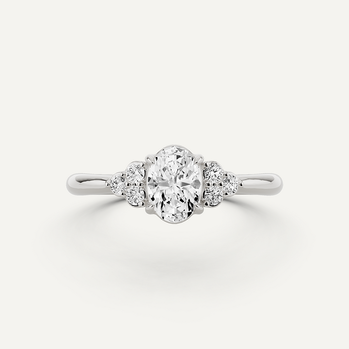 _main_image@SKU:R0331-LADO0050000PL #metal_platinum+origin_lab-grown+quality_g-si
