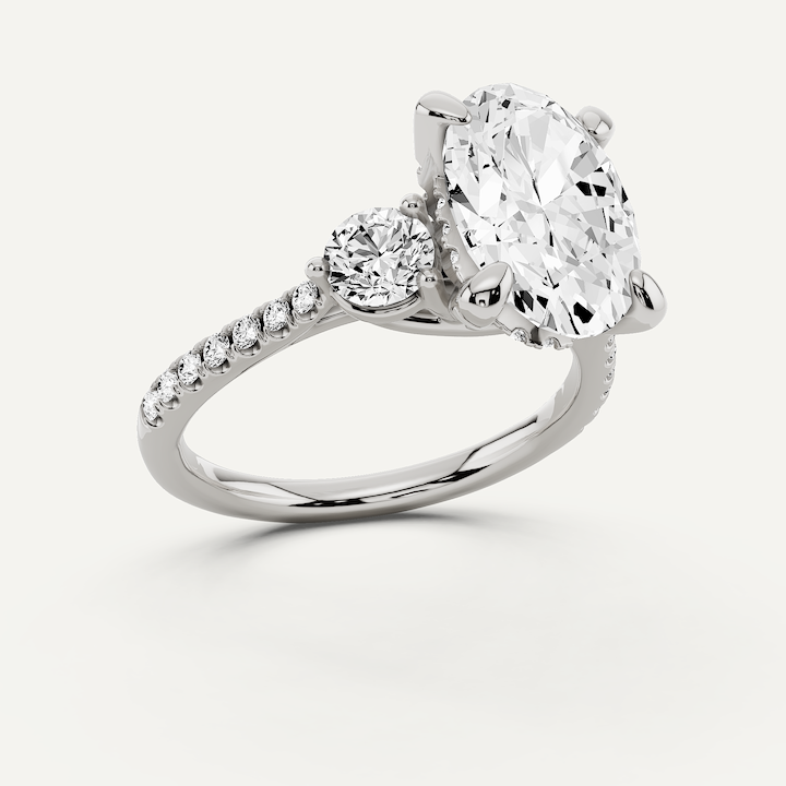 _roll_image@SKU:R1943-LADO03000004W #metal_10k-white-gold+origin_lab-grown+quality_g-si