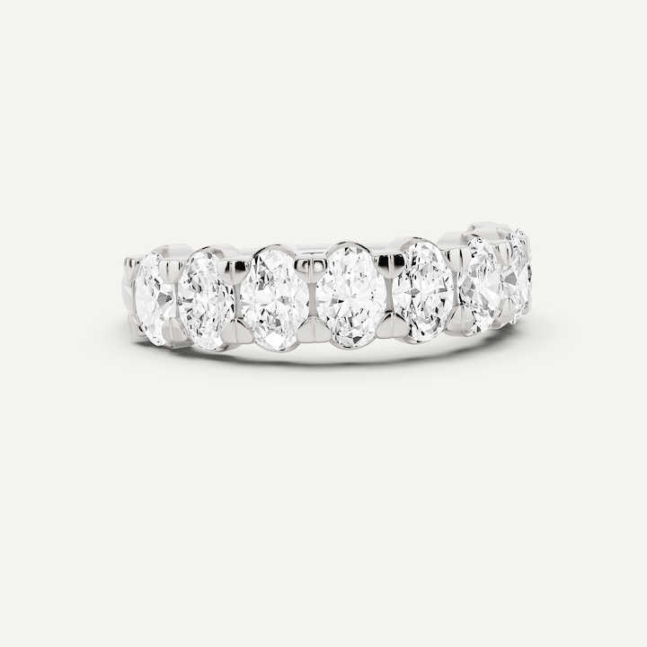 _roll_image@SKU:W3535-LADO03000004W #metal_10k-white-gold+origin_lab-grown+quality_g-si