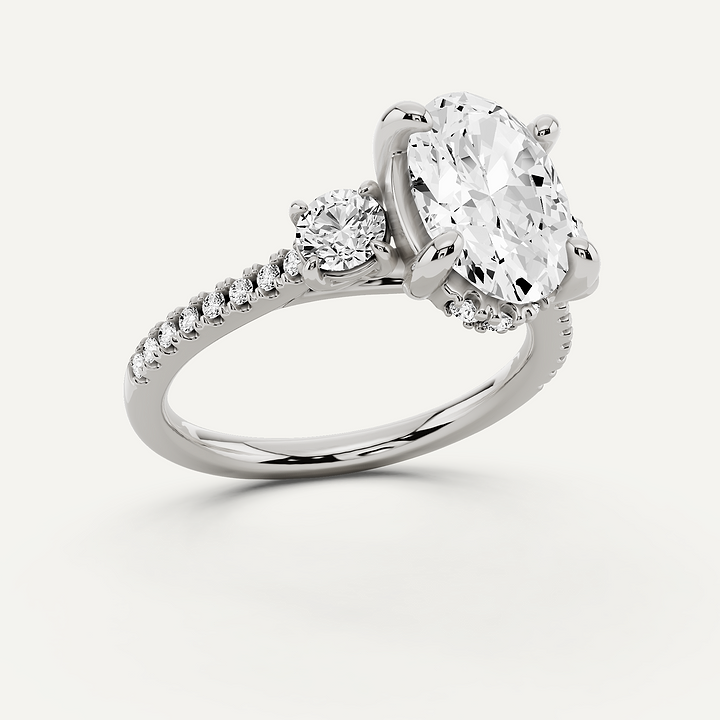 _roll_image@SKU:R1115-LADO0300000PL #metal_platinum+origin_lab-grown+quality_g-si
