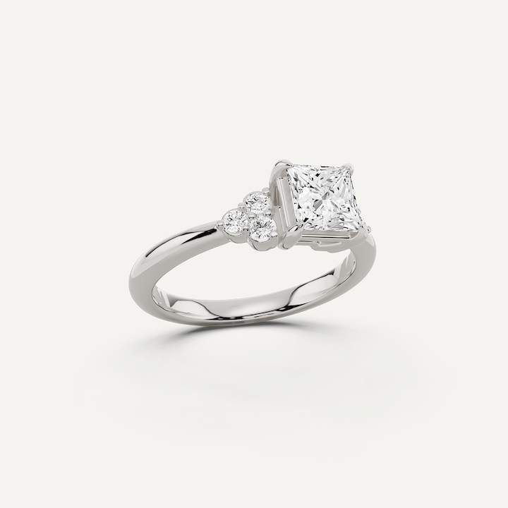 _roll_image@SKU:R0331-LADP0100000PL #metal_platinum+origin_lab-grown+quality_g-si