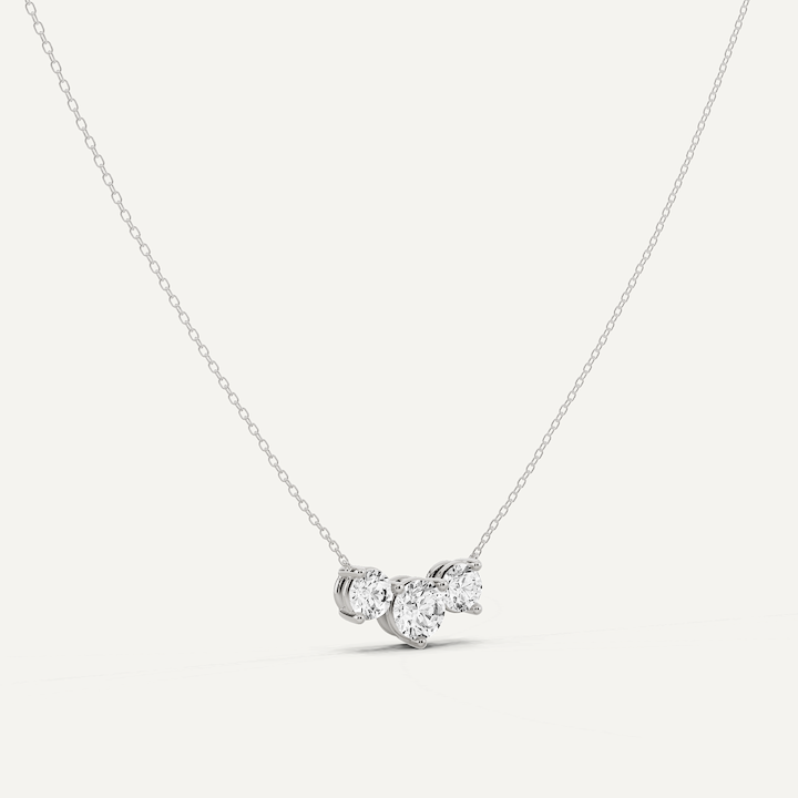 _roll_image@SKU:P1229-LADR02000004W #metal_10k-white-gold+origin_lab-grown+quality_g-si