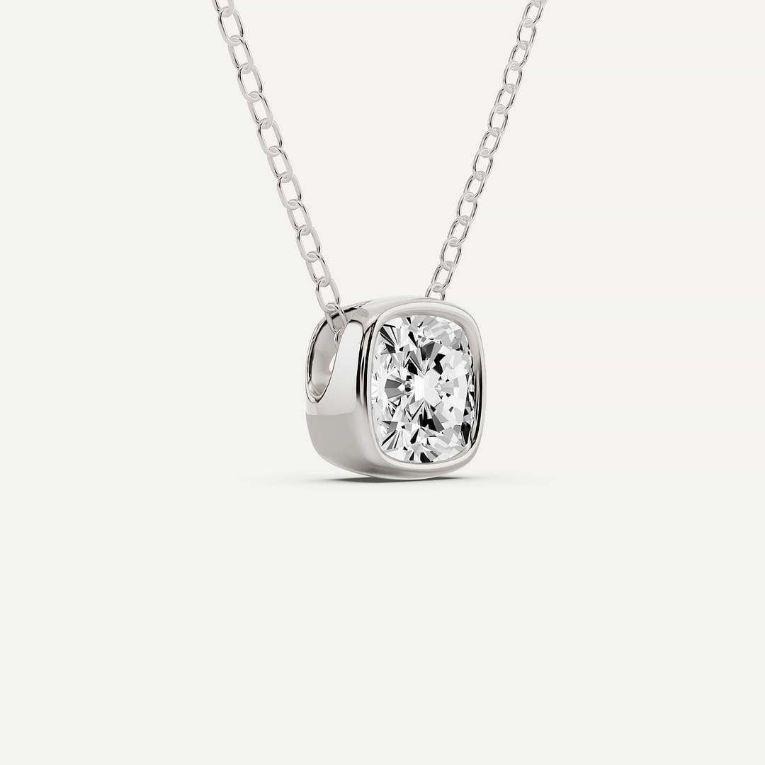 _roll_image@SKU:P2459-NADC0100000PL #metal_platinum+origin_lab-grown+quality_ef-vs2+