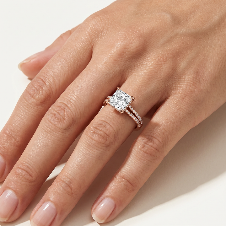 _lifestyle_image@SKU:R1939-LGDP02000004P #metal_14k-rose-gold+origin_lab-grown+quality_ef-vs2+