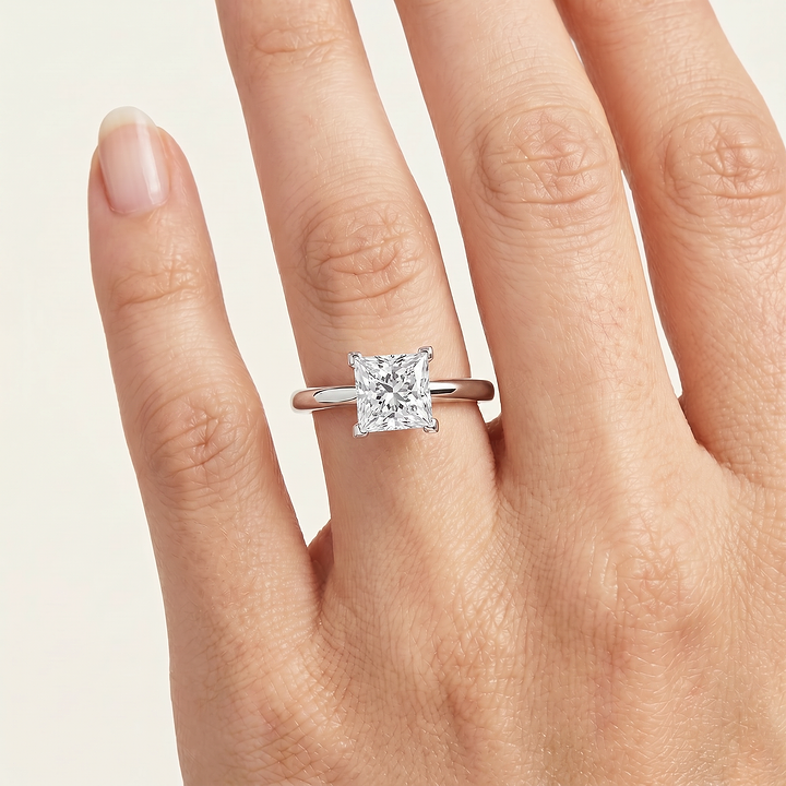 _lifestyle_image@SKU:R5314-NADP02000004W #metal_14k-white-gold+origin_lab-grown+quality_ef-vs2+