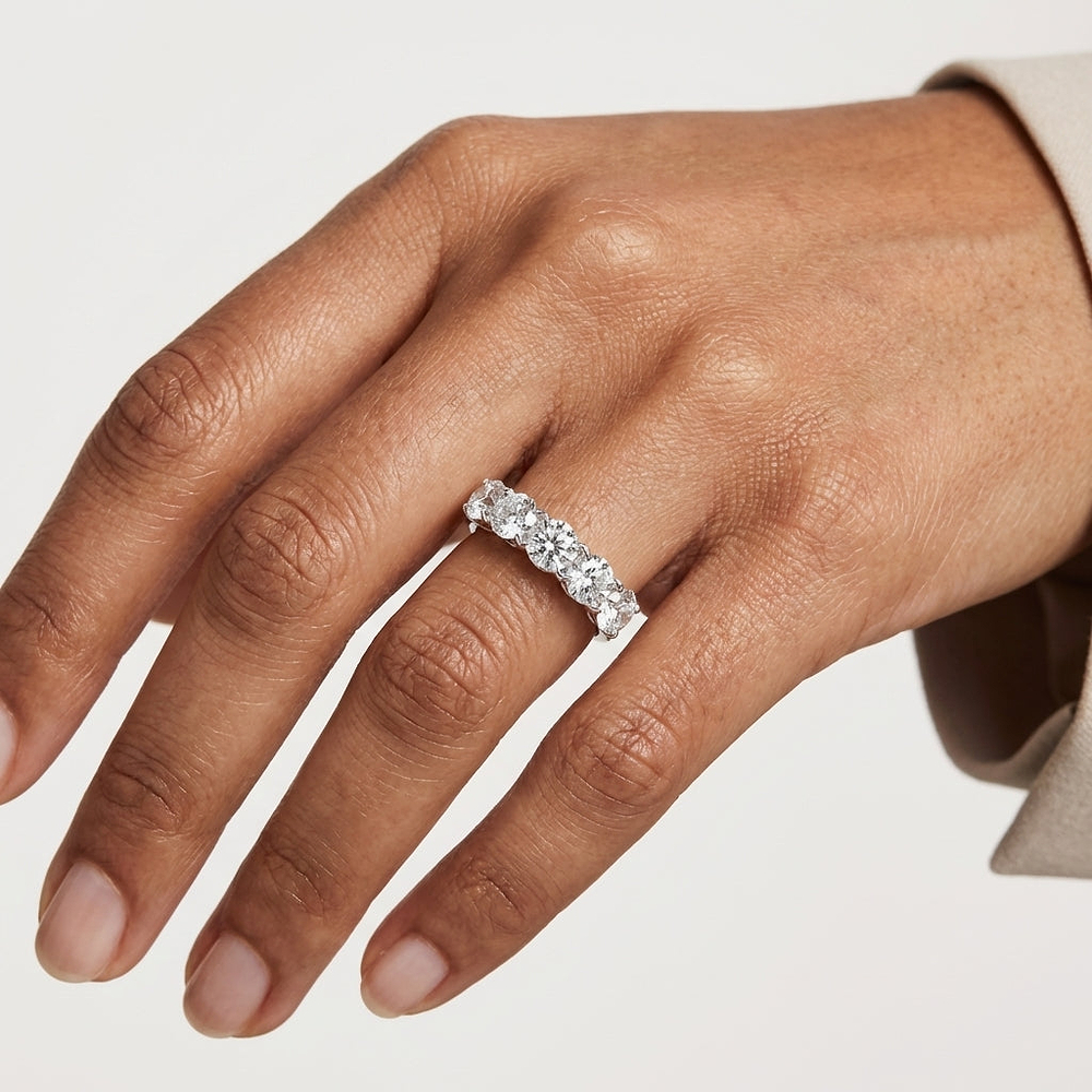 _roll_image@SKU:A7730-LADR02000004W #metal_14k-white-gold+origin_lab-grown+quality_g-si