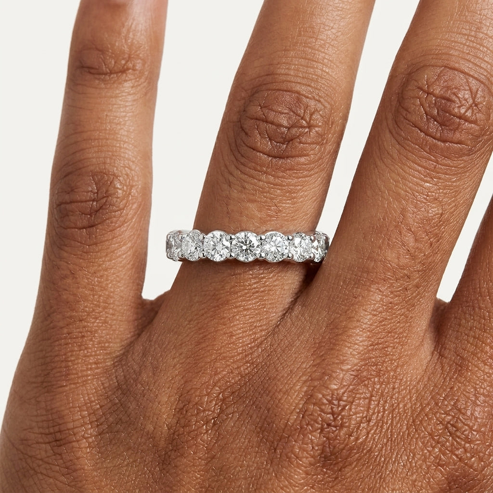 _roll_image@SKU:T2986-LADR01980004W #metal_10k-white-gold+origin_lab-grown+quality_g-si
