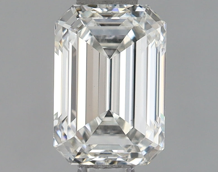 0.72 Carat Emerald Shaped Ideal Cut VS1 IGI Certified Lab Grown Diamond