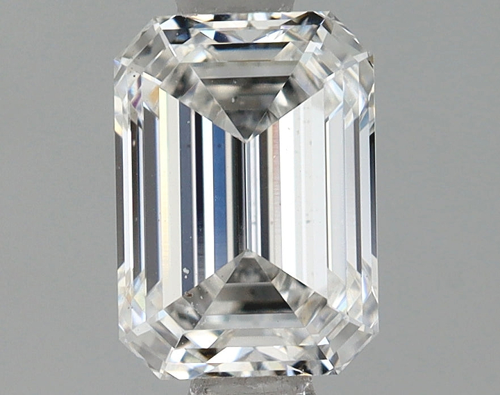 0.85 Carat Emerald Shaped Ideal Cut VS1 IGI Certified Lab Grown Diamond