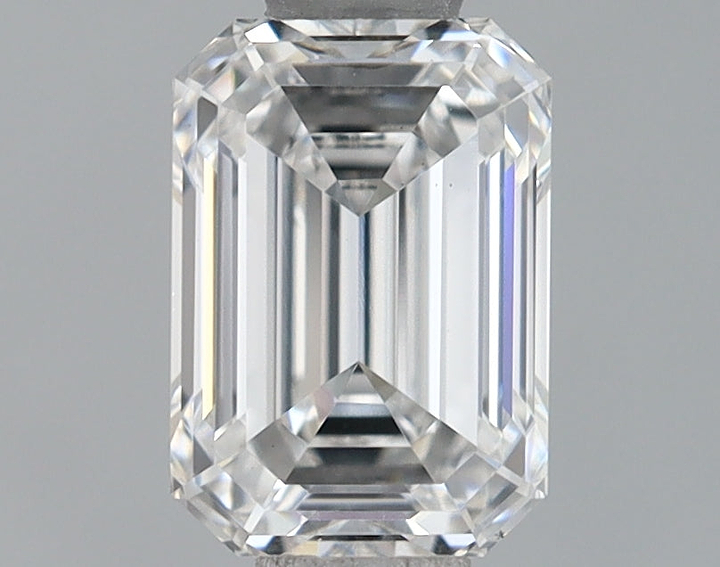 0.82 Carat Emerald Shaped Ideal Cut VS2 IGI Certified Lab Grown Diamond