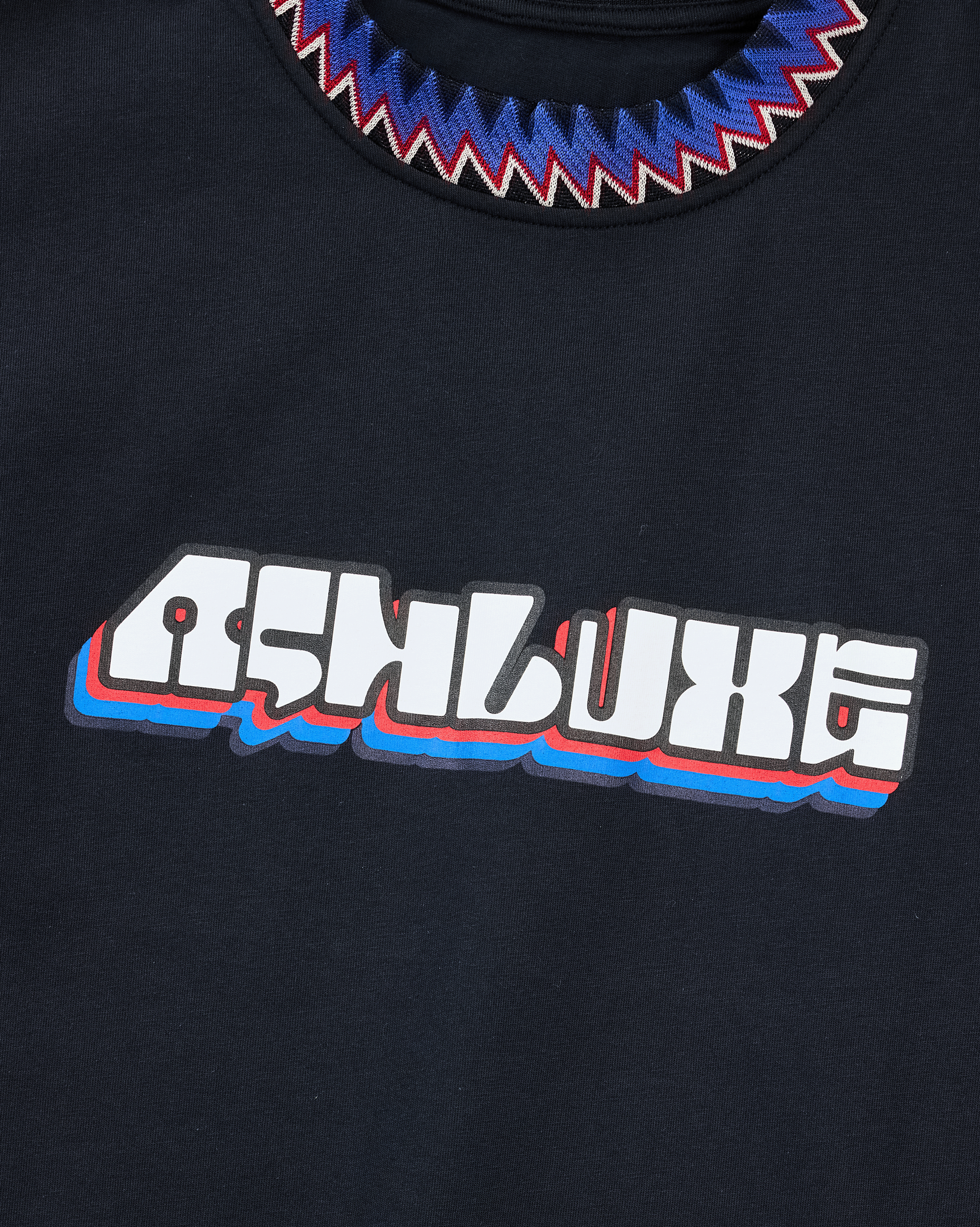 Knitted Neck Rib Logo T-shirt Black