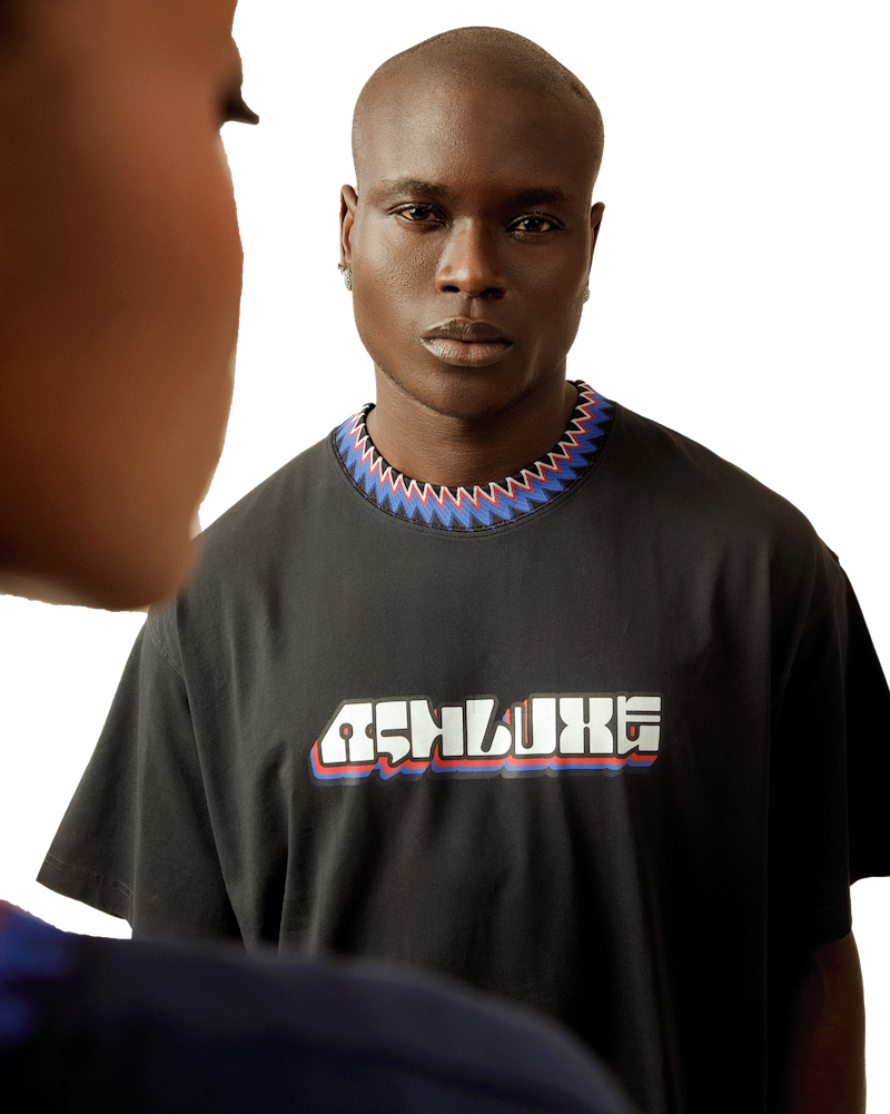 Knitted Neck Rib Logo T-shirt Black