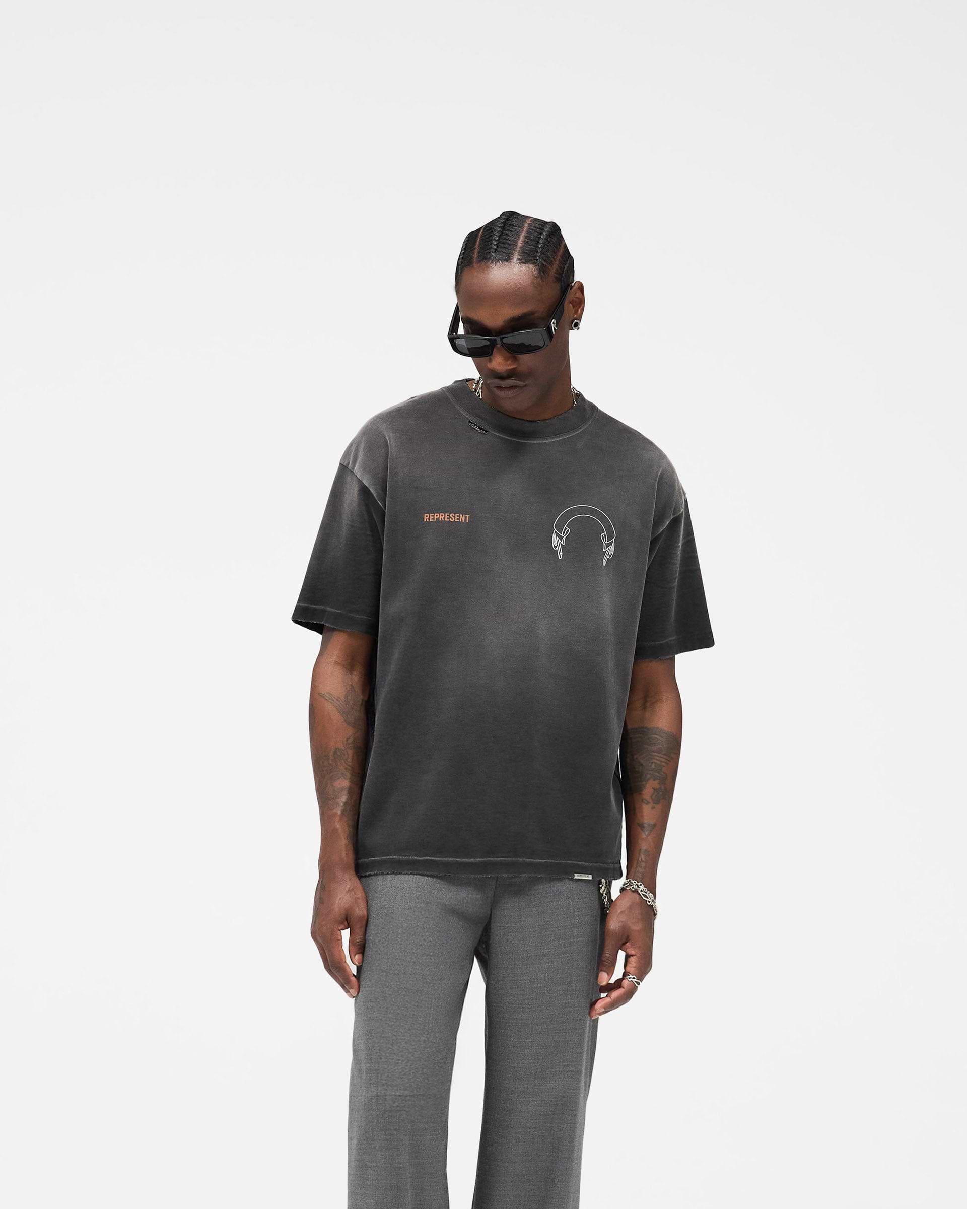 Represent_Banner_T-Shirt_-_Stained_Black_03.jpg
