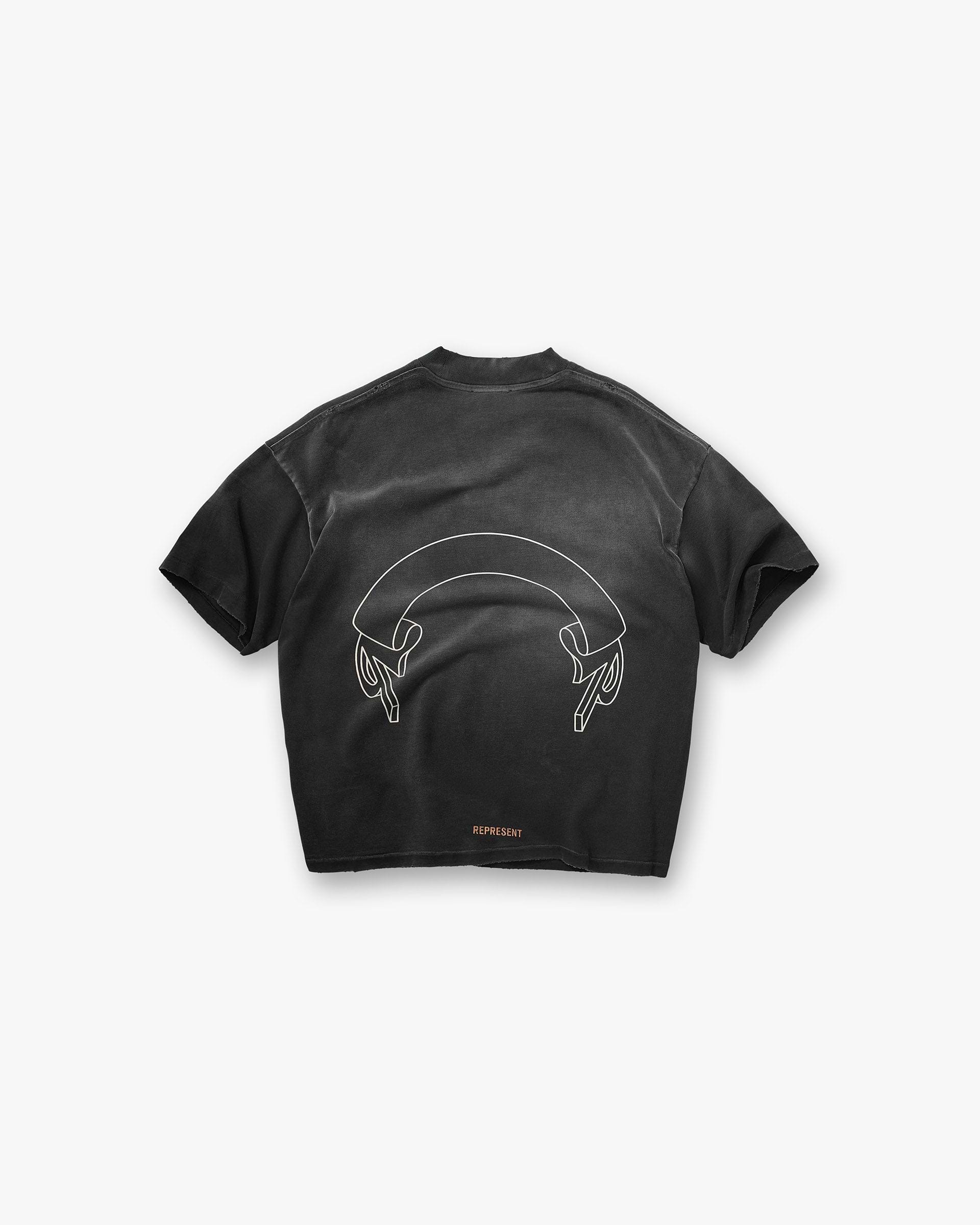 Represent_Banner_T-Shirt_-_Stained_Black_02.jpg