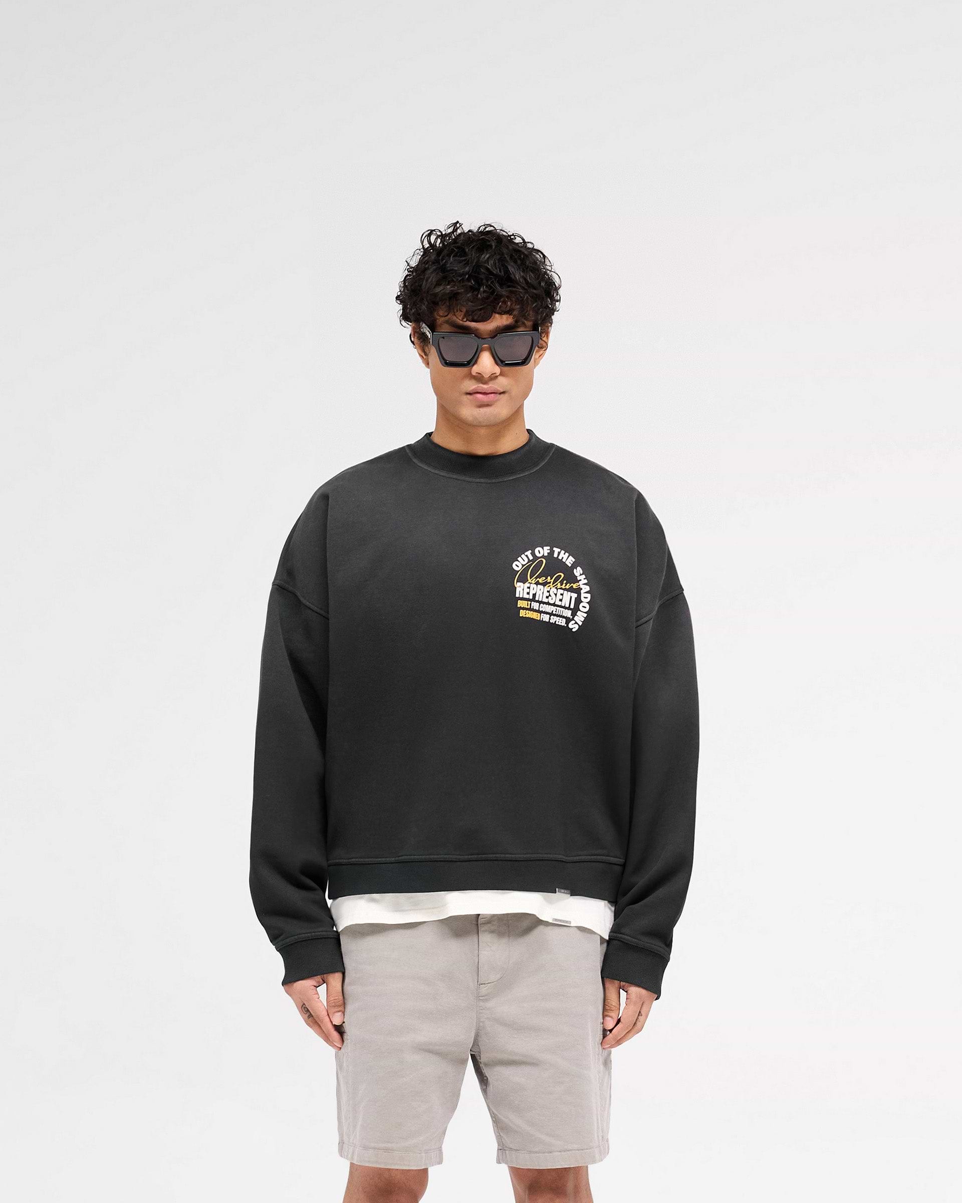 Out Of The Shadows Sweater - Gefärbtes Schwarz