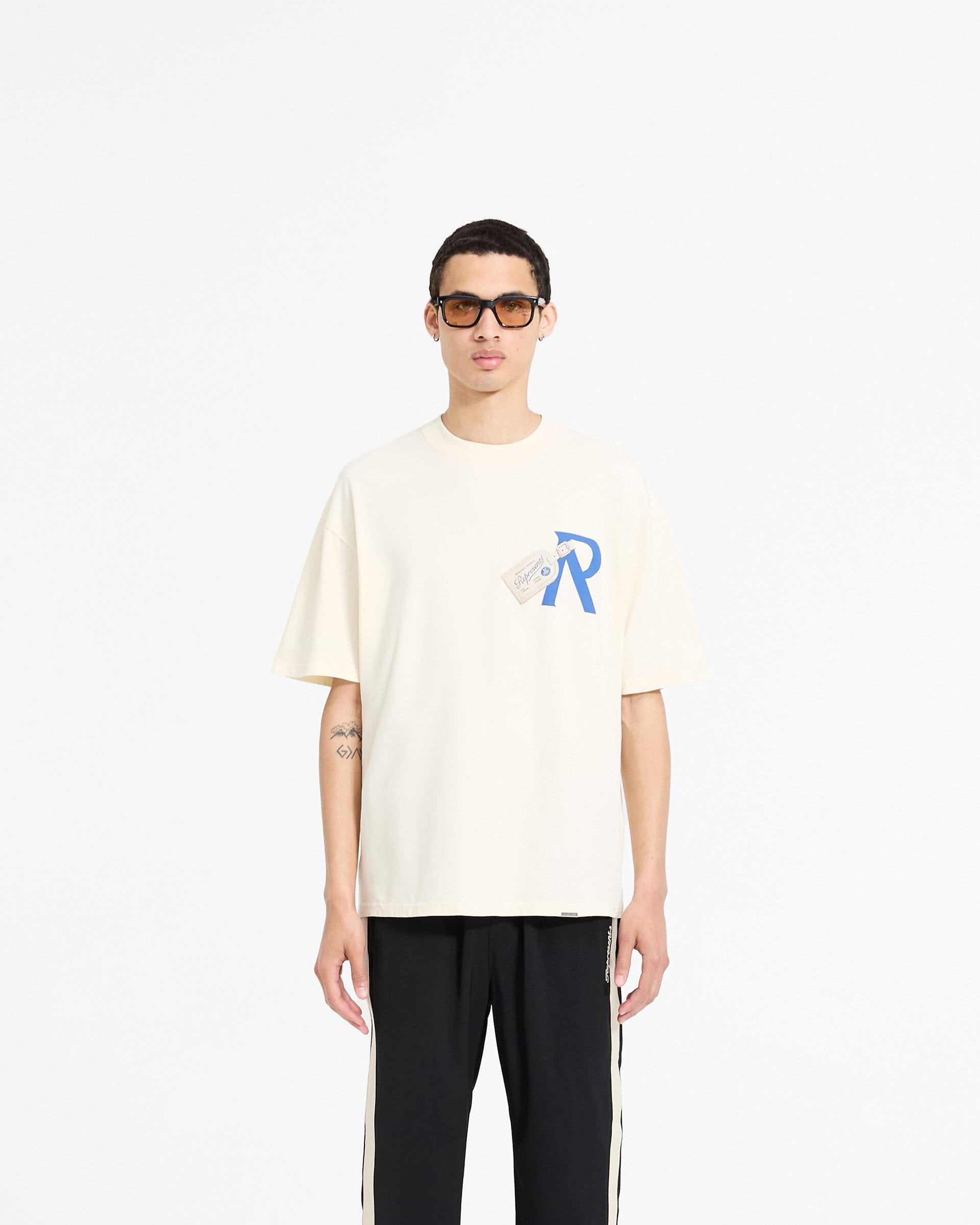 Luggage Tag T-Shirt - Antikweiss