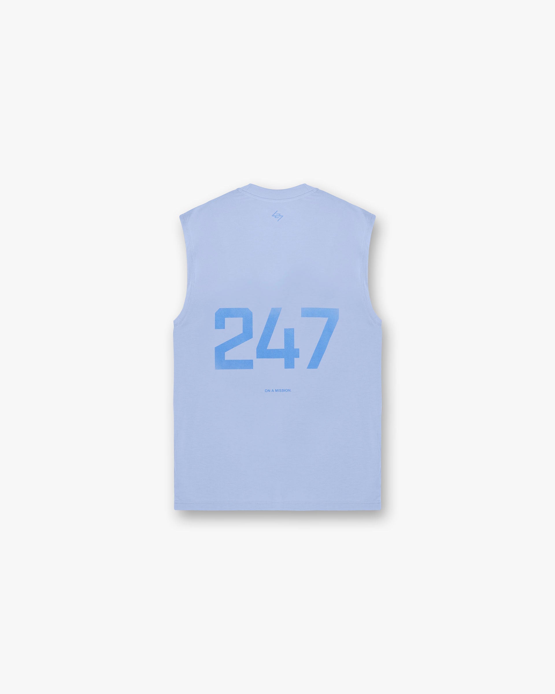 247_Oversized_Tank_-_Dusk_02.jpg